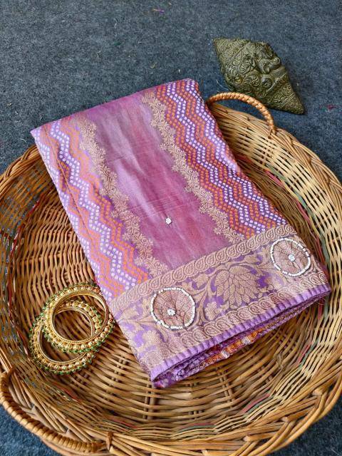 Akshara exquisite elegance Saree supplier in Delhi